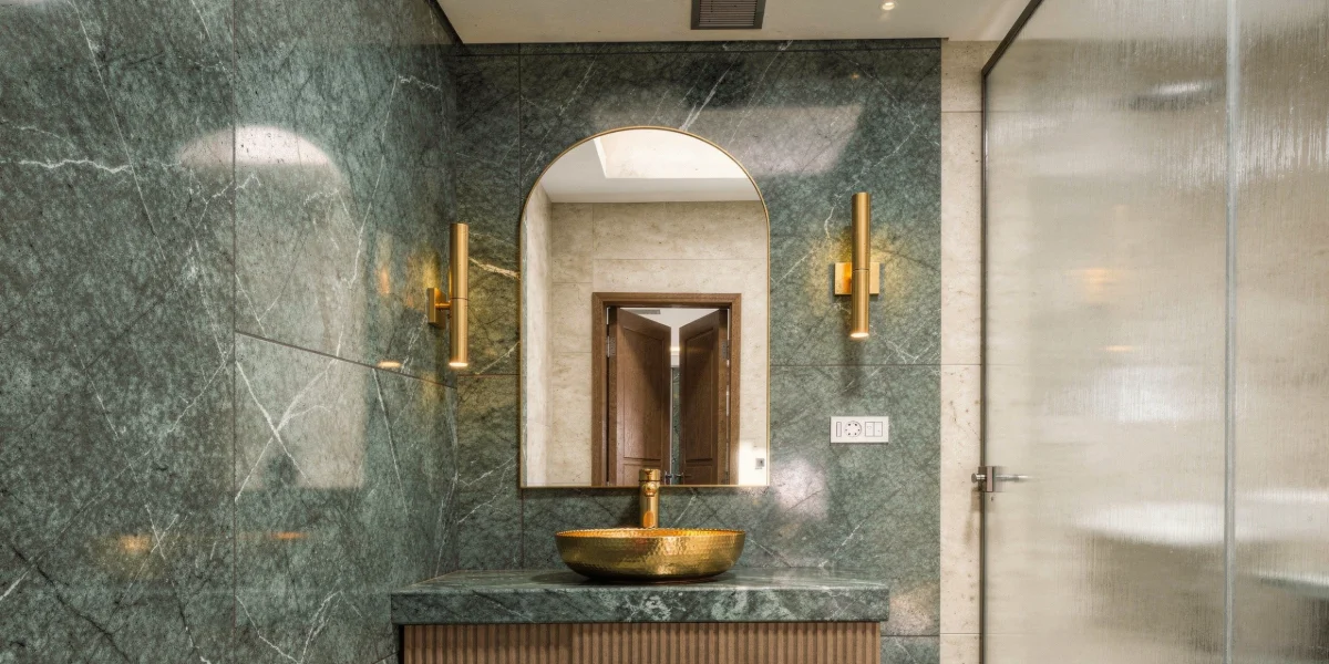 Bathroom Design for a Compact Flat